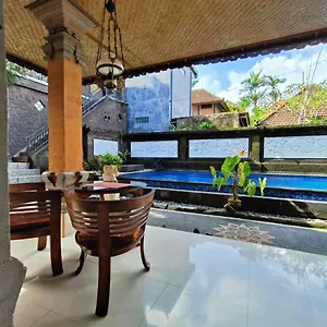 3* Guest house Warji House 2 Bisma